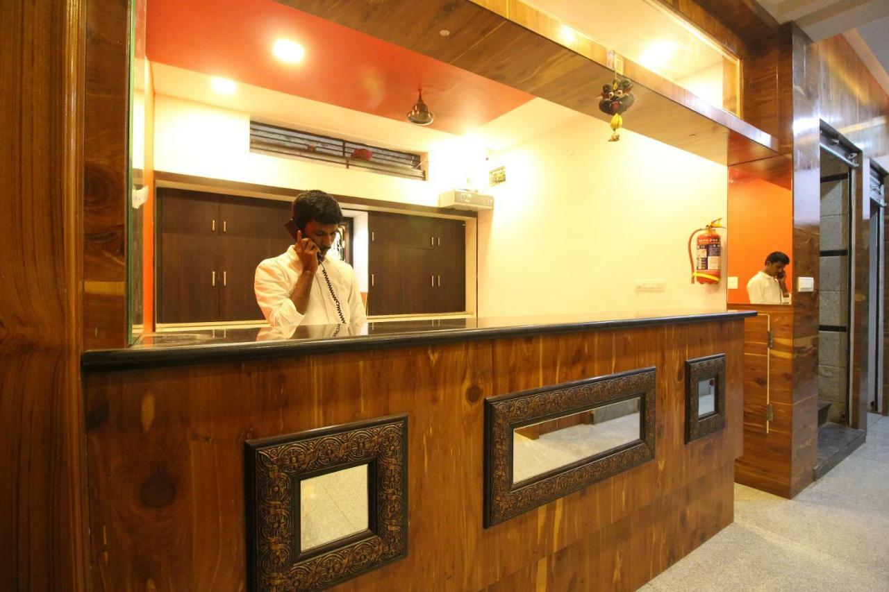 Oyo Flagship 30734 Jeevan Lodge Shimoga Eksteriør bilde