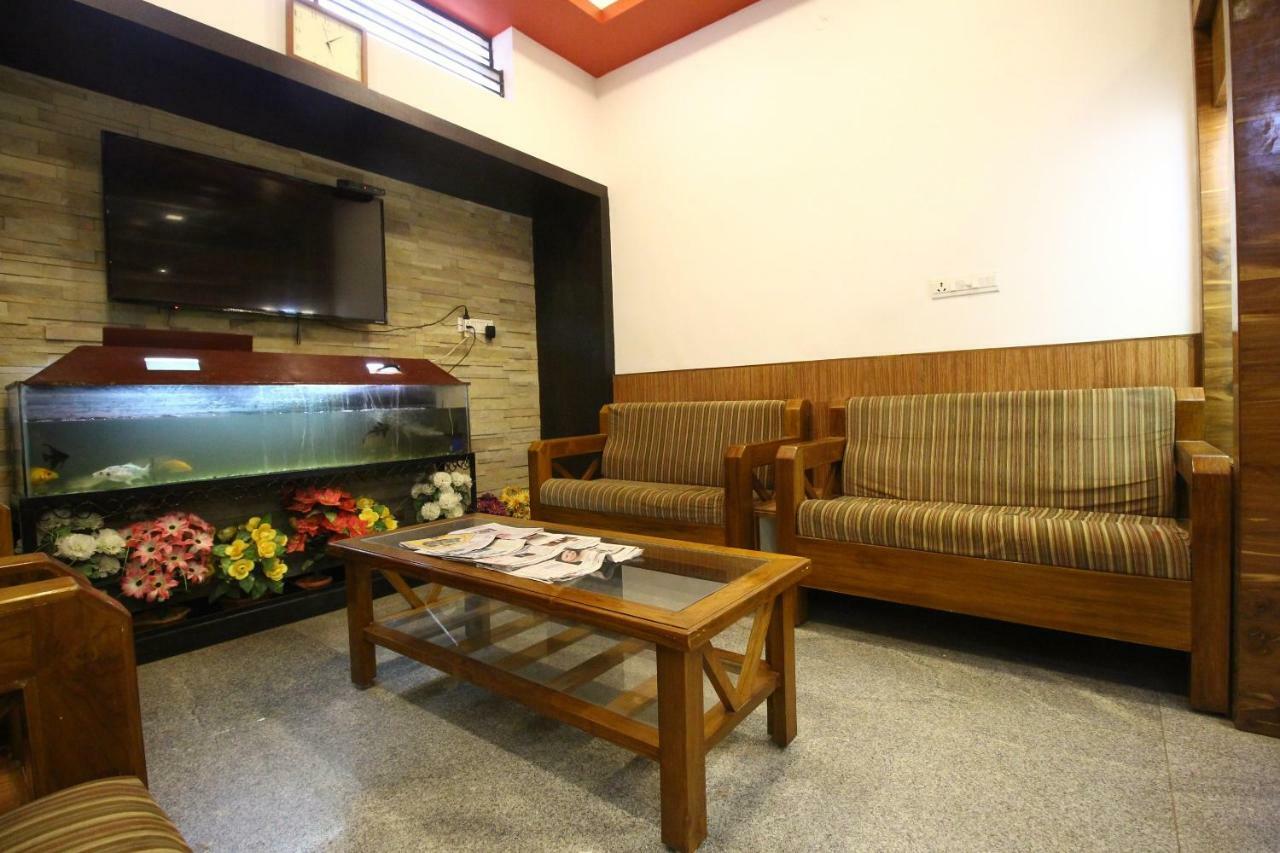 Oyo Flagship 30734 Jeevan Lodge Shimoga Eksteriør bilde